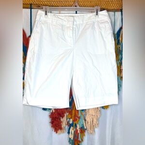 Talbots Shorts Women's 6 White Bermuda Chino Cotton Business Casual Ladies